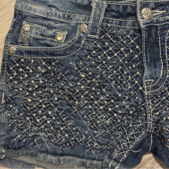 NEW MISS ME - Studded Bling Full Rhinestone Stretch Shorts Size 28 - NWOT - Picture 10 of 11
